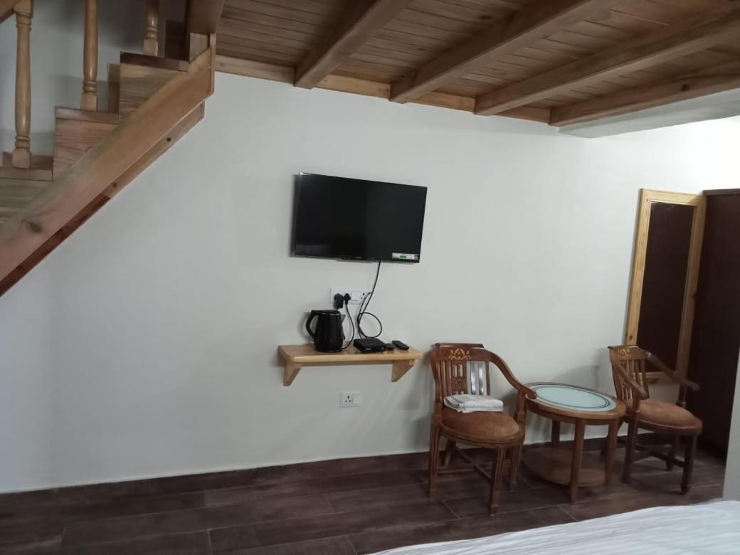 מלון נייניטל The Kumaon Retreat חדר תמונה